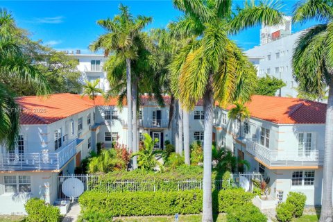 Copropriété à vendre à Miami Beach, Floride: 1 chambre, 43.66 m2 № 2055971 - photo 18