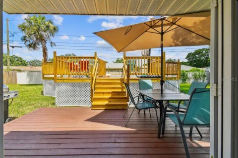 Casa en alquiler en Saint Petersburg, Florida, 3 dormitorios, 157.19 m2 № 1909074 - foto 25