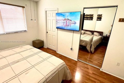 Townhouse in Doral, Florida 3 bedrooms, 142.42 sq.m. № 1691404 - photo 27