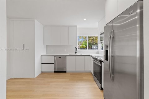 Купить виллу или дом в Майами, Флорида 4 спальни, № 2048186 - фото 14