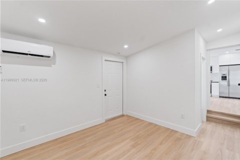 Купить виллу или дом в Майами, Флорида 4 спальни, № 2048186 - фото 20