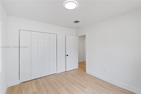 Купить виллу или дом в Майами, Флорида 4 спальни, № 2048186 - фото 27