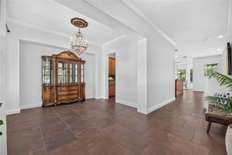 Villa ou maison à vendre à Apollo Beach, Floride: 4 chambres, 357.49 m2 № 2199378 - photo 13