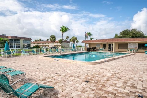 Condominio en venta en Cape Canaveral, Florida, 1 dormitorio, 68.47 m2 № 2149035 - foto 27