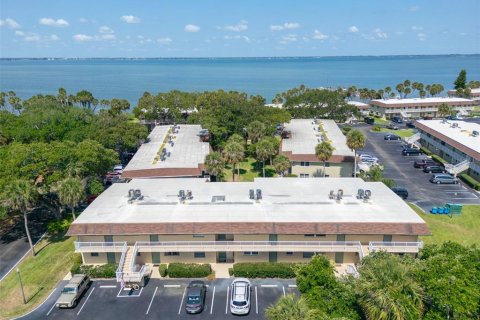 Condominio en Cape Canaveral, Florida, 1 dormitorio  № 2149035