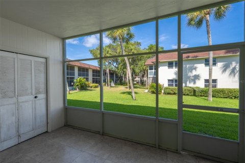 Condominio en venta en Cape Canaveral, Florida, 1 dormitorio, 68.47 m2 № 2149035 - foto 17