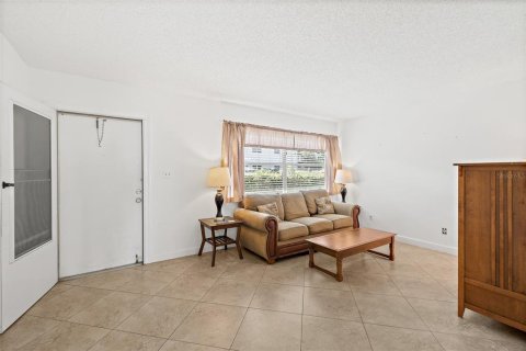 Condominio en venta en Cape Canaveral, Florida, 1 dormitorio, 68.47 m2 № 2149035 - foto 5