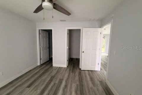 House in Ocala, Florida 3 bedrooms, 104.98 sq.m. № 2225068 - photo 4