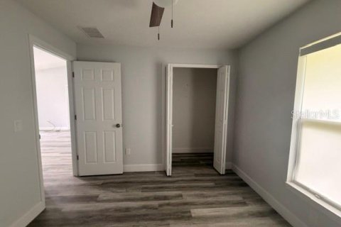House in Ocala, Florida 3 bedrooms, 104.98 sq.m. № 2225068 - photo 8