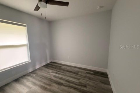 House in Ocala, Florida 3 bedrooms, 104.98 sq.m. № 2225068 - photo 7