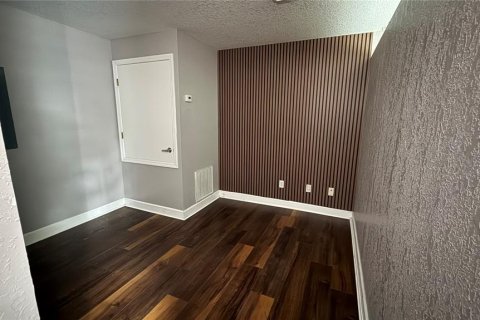 Immobilier commercial à louer à Kissimmee, Floride: 133.13 m2 № 2404704 - photo 14