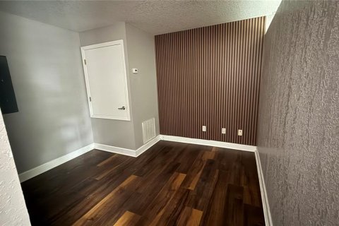 Immobilier commercial à louer à Kissimmee, Floride: 133.13 m2 № 2404704 - photo 13