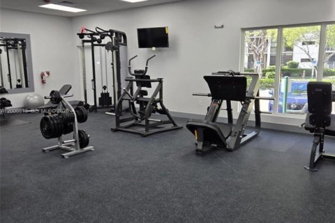 Condo in Sunny Isles Beach, Florida, 1 bedroom  № 2065132 - photo 18