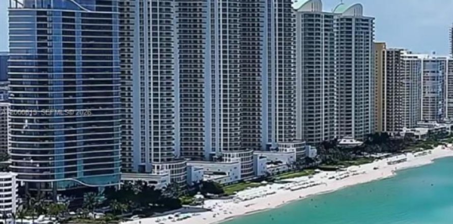 Condo in Sunny Isles Beach, Florida, 1 bedroom  № 2065132