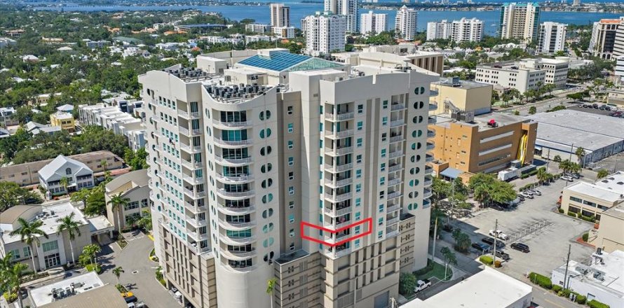 Condo in Sarasota, Florida, 2 bedrooms  № 1852933