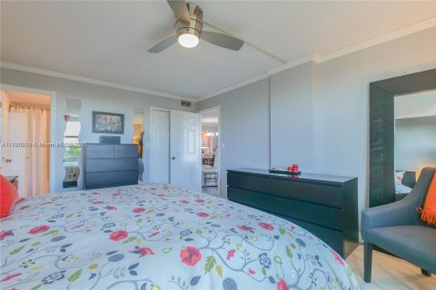 Copropriété à vendre à Oakland Park, Floride: 2 chambres, 90.58 m2 № 2037416 - photo 18