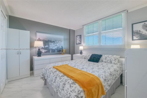 Copropriété à vendre à Oakland Park, Floride: 2 chambres, 90.58 m2 № 2037416 - photo 22