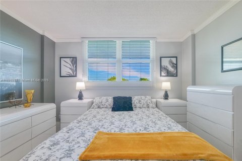 Copropriété à vendre à Oakland Park, Floride: 2 chambres, 90.58 m2 № 2037416 - photo 23