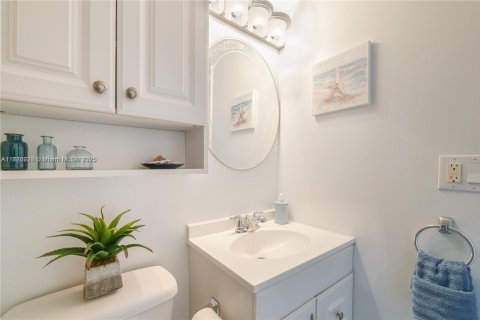 Copropriété à vendre à Oakland Park, Floride: 2 chambres, 90.58 m2 № 2037416 - photo 21