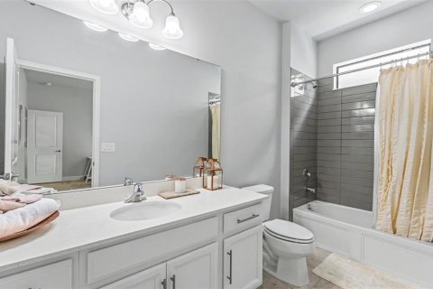 Villa ou maison à vendre à Kissimmee, Floride: 5 chambres, 369.01 m2 № 2150011 - photo 25