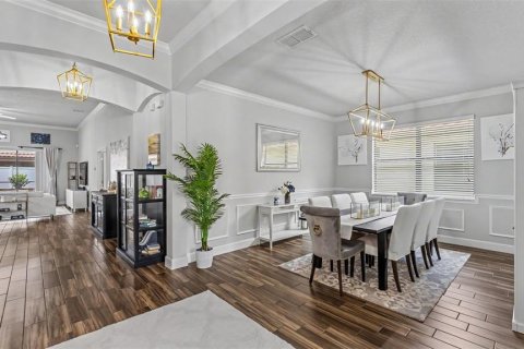 Villa ou maison à vendre à Kissimmee, Floride: 5 chambres, 369.01 m2 № 2150011 - photo 4