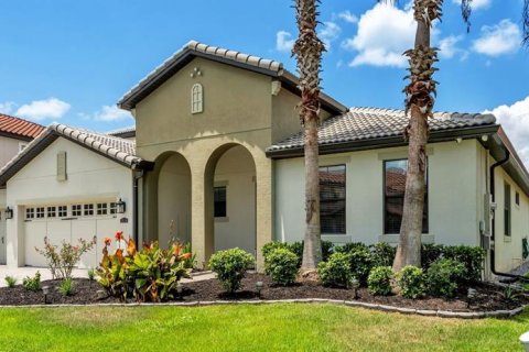 Villa ou maison à vendre à Kissimmee, Floride: 5 chambres, 369.01 m2 № 2150011 - photo 2