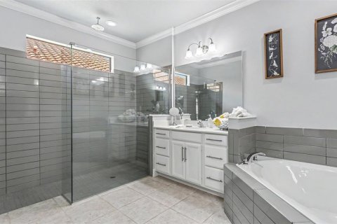 Villa ou maison à vendre à Kissimmee, Floride: 5 chambres, 369.01 m2 № 2150011 - photo 20