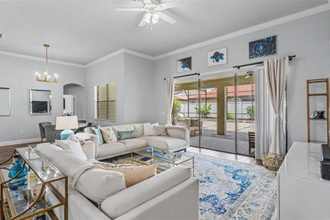 Villa ou maison à vendre à Kissimmee, Floride: 5 chambres, 369.01 m2 № 2150011 - photo 13