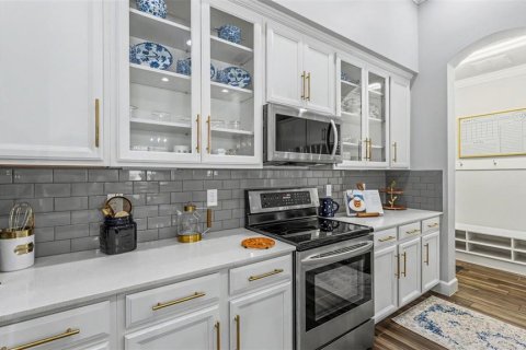 Villa ou maison à vendre à Kissimmee, Floride: 5 chambres, 369.01 m2 № 2150011 - photo 9