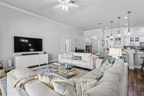 Villa ou maison à vendre à Kissimmee, Floride: 5 chambres, 369.01 m2 № 2150011 - photo 14