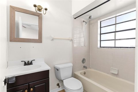 Villa ou maison à vendre à Apopka, Floride: 2 chambres, 95.97 m2 № 2150270 - photo 15