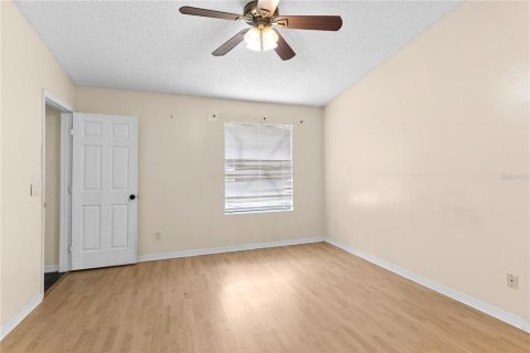 Villa ou maison à vendre à Apopka, Floride: 2 chambres, 95.97 m2 № 2150270 - photo 10