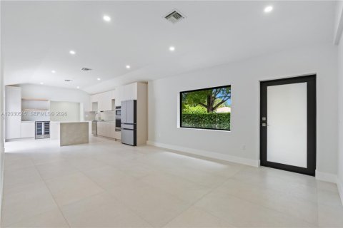 Casa en venta en Miami, Florida, 4 dormitorios, 156.17 m2 № 2077652 - foto 9