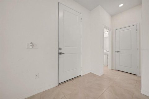 Villa ou maison à vendre à Groveland, Floride: 4 chambres, 172.05 m2 № 2354238 - photo 19