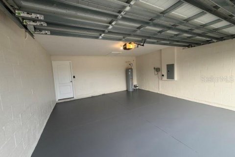 Villa ou maison à louer à Mascotte, Floride: 3 chambres, 136.01 m2 № 2403056 - photo 9