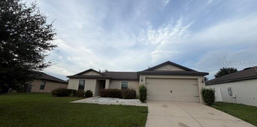 Villa ou maison à Mascotte, Floride 3 chambres, 136.01 m2 № 2403056