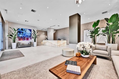 Condo in Aventura, Florida, 2 bedrooms  № 1888941 - photo 1