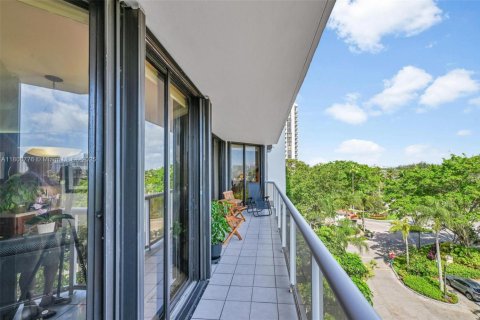 Condo in Aventura, Florida, 2 bedrooms  № 1888941 - photo 19