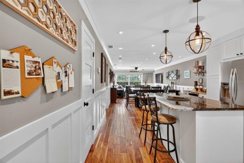 Condo in Mount Dora, Florida, 2 bedrooms  № 1918911 - photo 8