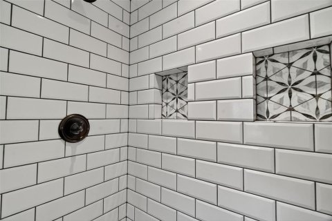 Condo in Mount Dora, Florida, 2 bedrooms  № 1918911 - photo 26