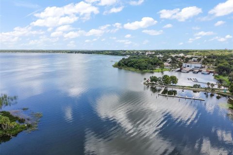 Condo in Mount Dora, Florida, 2 bedrooms  № 1918911 - photo 2