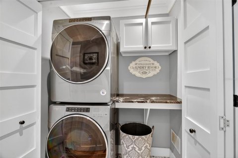 Condo in Mount Dora, Florida, 2 bedrooms  № 1918911 - photo 21