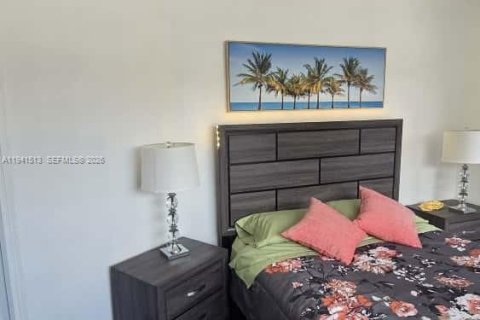 Condominio en venta en Lauderdale Lakes, Florida, 2 dormitorios, 87.7 m2 № 2146419 - foto 15