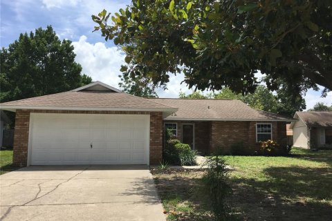 Villa ou maison à Mount Dora, Floride 3 chambres, 119.29 m2 № 2356577
