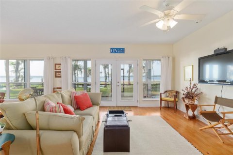 Villa ou maison à vendre à Melrose, Floride: 4 chambres, 284.1 m2 № 2232823 - photo 13