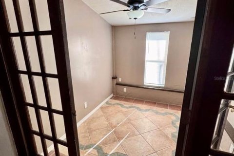 House in Sanford, Florida 4 bedrooms, 198.63 sq.m. № 1827961 - photo 8