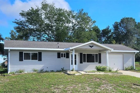 House in Ocala, Florida 2 bedrooms, 93.65 sq.m. № 2341748