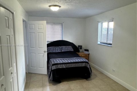 Appartement à louer à Miami Gardens, Floride: 1 chambre, 149.85 m2 № 1993190 - photo 8