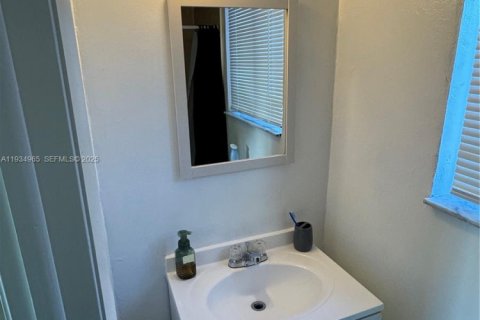 Appartement à louer à Miami Gardens, Floride: 1 chambre, 149.85 m2 № 1993190 - photo 11