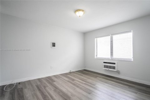 Appartement à louer à Miami Beach, Floride: 1 chambre, 55.74 m2 № 1931709 - photo 9